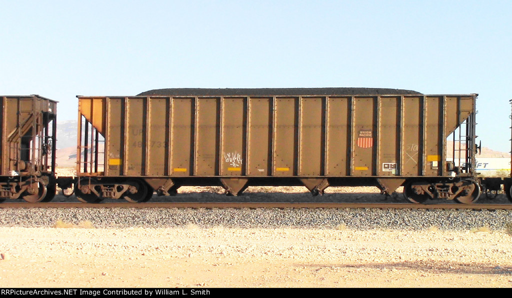 WB Loaded Coal Hooper Frt at Erie NV W-Pshr -71